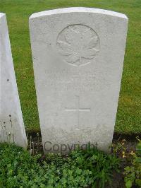 Etaples Military Cemetery - Slack, William